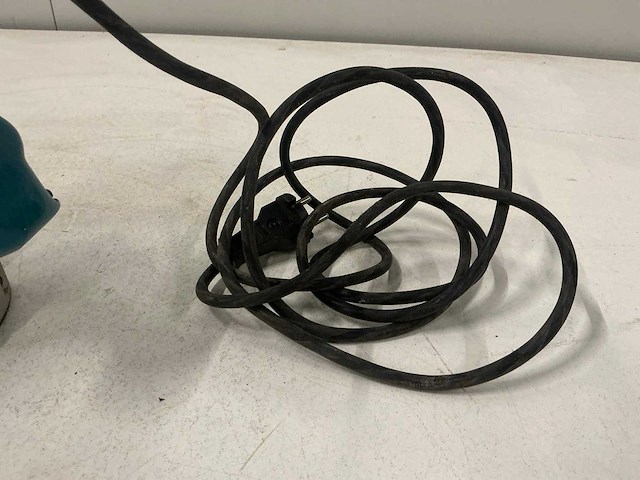 Makita model 3620 bovenfrees - afbeelding 2 van  3