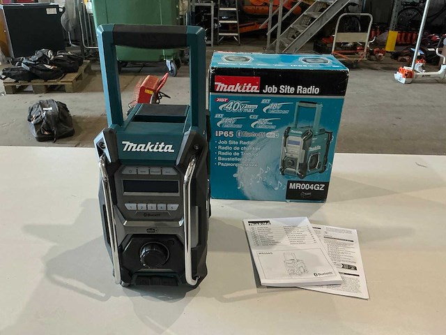 Makita mr004gz dab+ bouwradio op accu - afbeelding 2 van  5