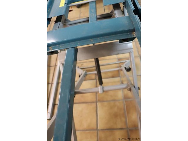 Makita onderstel op wielen - 115x50x31-70cm - afbeelding 13 van  14