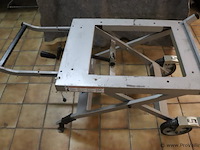 Makita onderstel voor tafelzaag - afbeelding 1 van  8