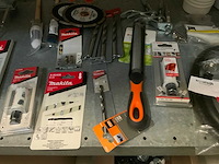 Makita, plieger diverse gereedschap en materialen - afbeelding 9 van  10