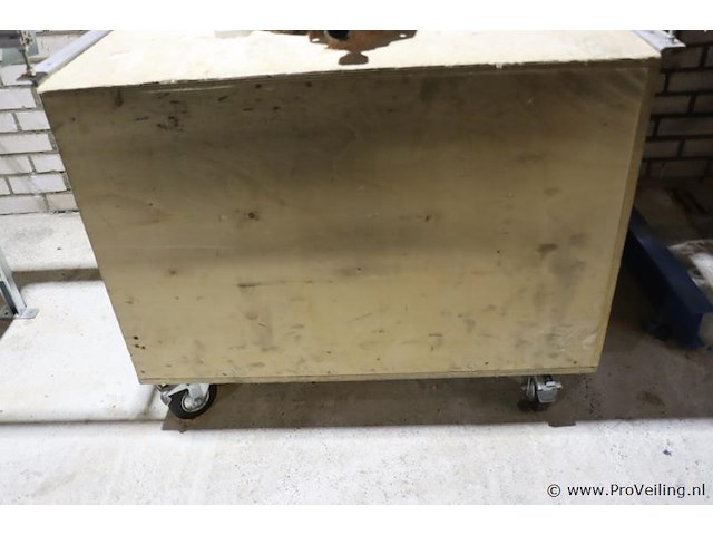 Makita radiaal afkortzaag ls1019l incl. afzuiging en houten onderstel op wielen - afbeelding 10 van  12