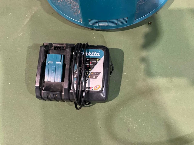 Makita robo pro robotstofzuiger - afbeelding 2 van  4