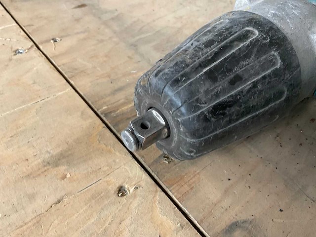 Makita slagmoersleutel (2x) - afbeelding 3 van  7