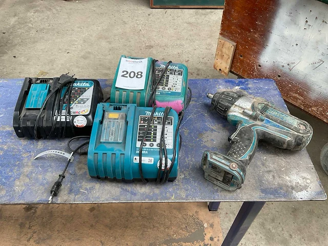 Makita slagmoersleutel - afbeelding 1 van  4