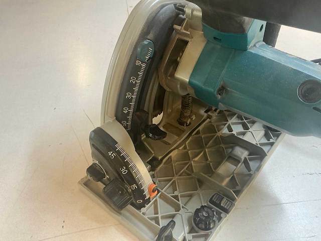 Makita sp6000 cirkelzaagmachine - afbeelding 3 van  6