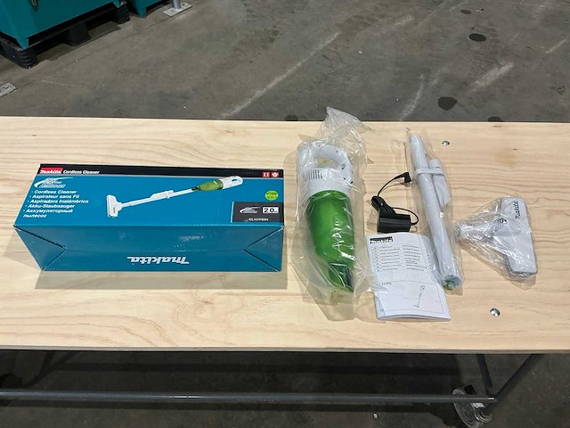 Makita stofzuiger op accu - afbeelding 2 van  5