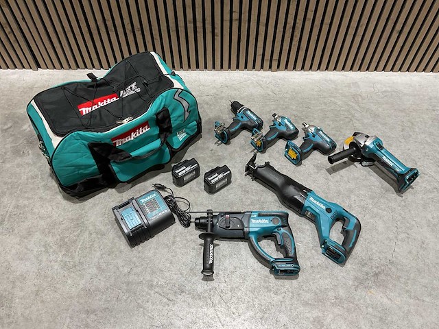 Makita tas met inhoud 32 gereedschapsset - afbeelding 1 van  1