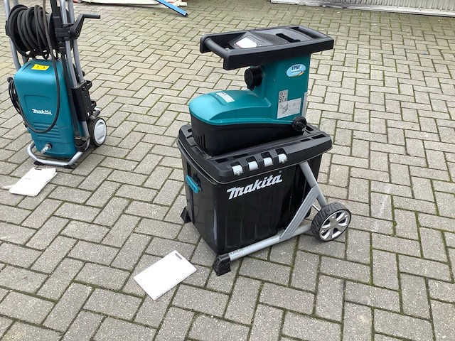 Makita ud2500 houthakselaar - afbeelding 1 van  7