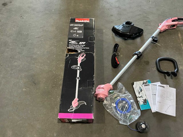 Makita ur100 trimmer - afbeelding 3 van  6