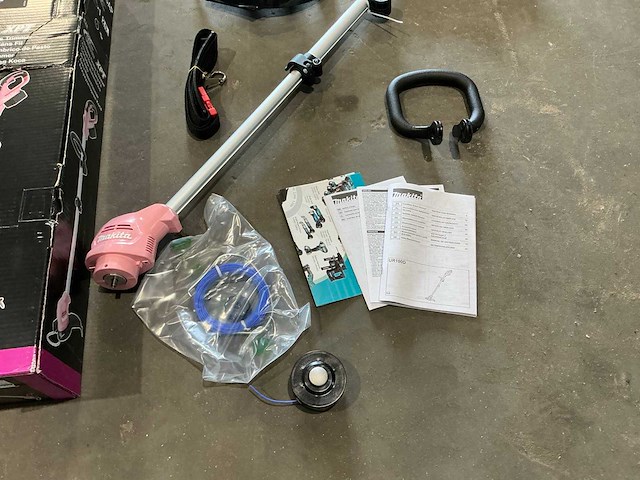 Makita ur100 trimmer - afbeelding 4 van  6