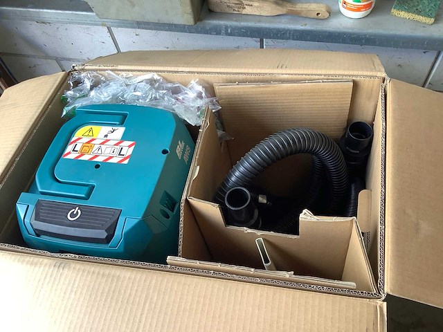 Makita vc004gl accu stofzuiger - afbeelding 3 van  3