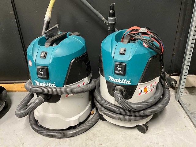 Makita vc2512l industriële stofzuiger (2x) - afbeelding 1 van  5