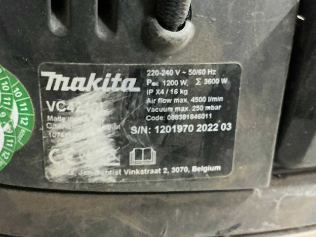 Makita vc4210l industriële stofzuiger - afbeelding 3 van  3