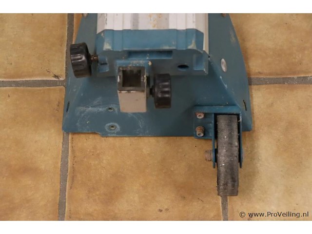 Makita verstekzaag onderstel wst06 - 125x25x27-85cm - afbeelding 2 van  9