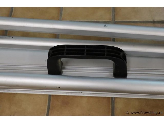 Makita verstekzaagstandaard wst06 - 125x25x27-85cm - afbeelding 10 van  12