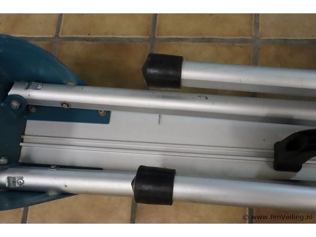 Makita verstekzaagstandaard wst06 - 125x25x27-85cm - afbeelding 11 van  12