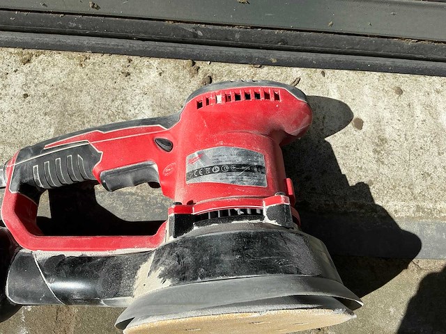 Makita/hikoki/milwaukee - 9404/sb 8v2/ ros 150 e-2 - schuurmachine - afbeelding 9 van  9