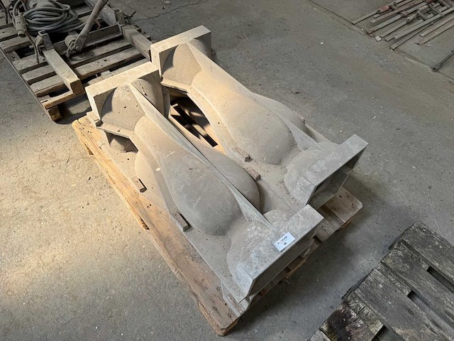Mal - overige beton toebehoren (2x) - afbeelding 1 van  2