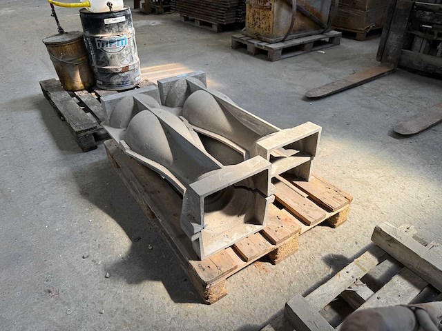 Mal - overige beton toebehoren (2x) - afbeelding 2 van  2