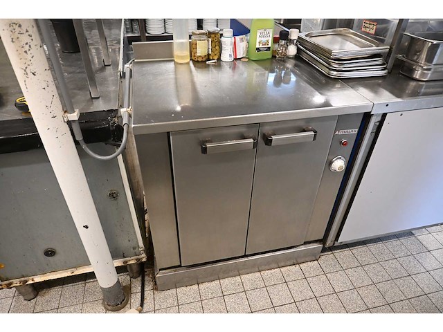 Malag rvs warmtekast met thermostaat - afbeelding 1 van  4