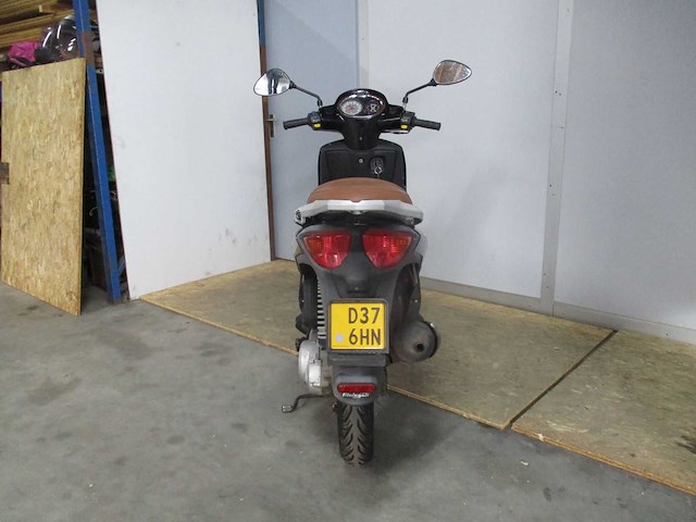 Malaguti - bromscooter - centro - scooter - afbeelding 6 van  11