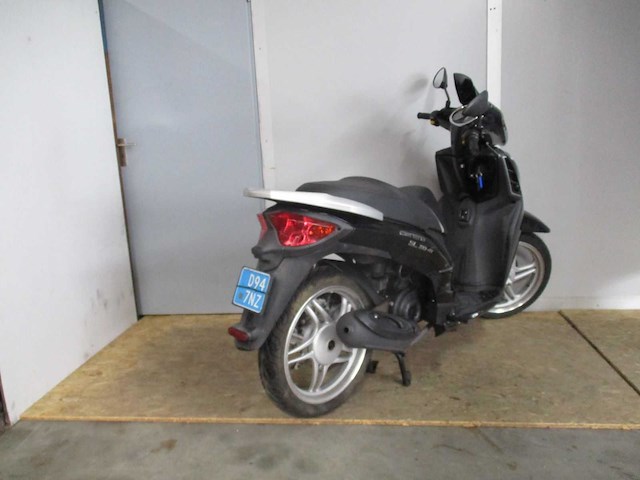 Malaguti - snorscooter - centro sl50 4t - scooter - afbeelding 9 van  11