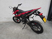 Malaguti - super motard - xsm lc - 2t 45km uitvoering dzh35j - afbeelding 4 van  5