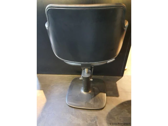 Maletti presenceparis kappersstoel - afbeelding 3 van  4