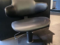 Maletti presenceparis kappersstoel - afbeelding 2 van  5