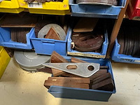 Mallen voor diverse aluminium vleugelprofielen - afbeelding 2 van  17