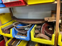 Mallen voor diverse aluminium vleugelprofielen - afbeelding 4 van  17