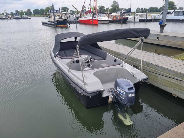 Malta - 2011 - 5015 - sloep - afbeelding 4 van  13