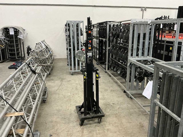 Mammoth stands mt200 materiaallift - afbeelding 1 van  7