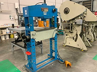 Mammuth 75 ton werkplaatspers - afbeelding 1 van  15