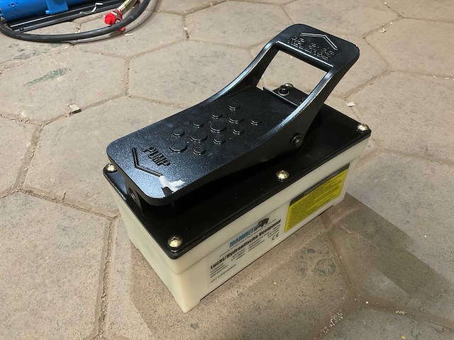 Mammuth air hydraulic foot pump - afbeelding 4 van  4