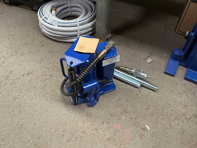 Mammuth bj12ahl pneumatische garagekrik - afbeelding 2 van  4