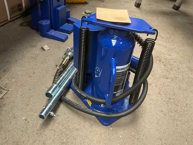 Mammuth bj12ahl pneumatische garagekrik - afbeelding 3 van  4