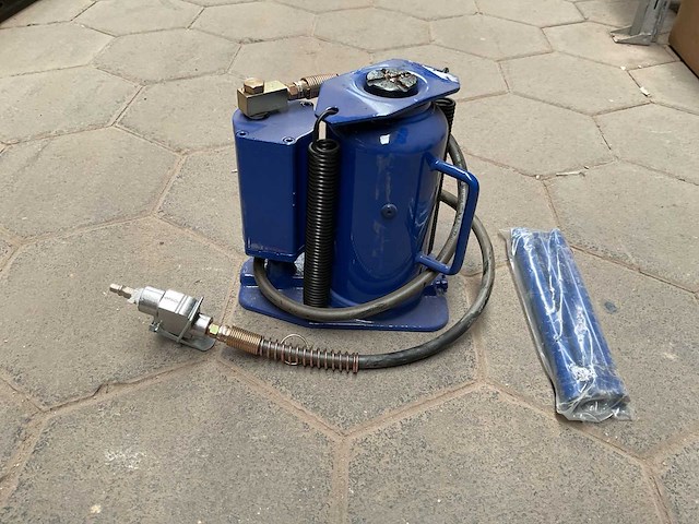 Mammuth bj20ahl garagekrik - afbeelding 4 van  4