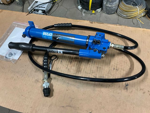 Mammuth cp390 hydraulische handpomp - afbeelding 3 van  3