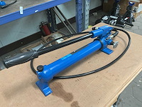 Mammuth cp700 hydraulische handpomp - afbeelding 1 van  2
