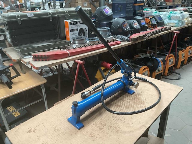 Mammuth cp700 hydraulische handpomp - afbeelding 3 van  5