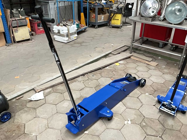Mammuth fj10h garagekrik - afbeelding 3 van  4