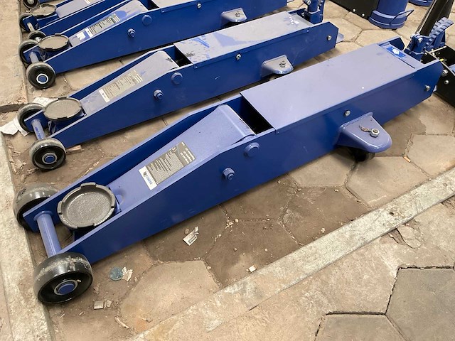 Mammuth fj10h garagekrik - afbeelding 1 van  4