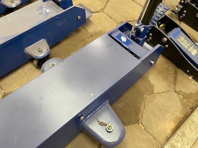 Mammuth fj10h garagekrik - afbeelding 2 van  4