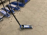 Mammuth fj15as garagekrik - afbeelding 1 van  4