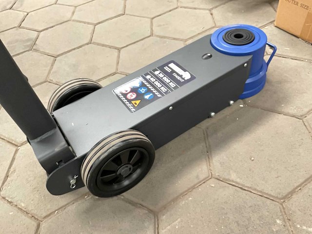 Mammuth fj40eht garagekrik - afbeelding 3 van  6