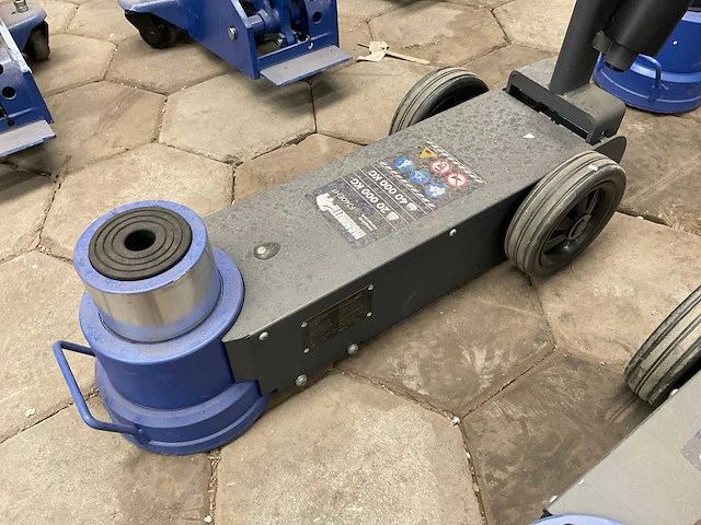 Mammuth fj40eht garagekrik - afbeelding 1 van  5