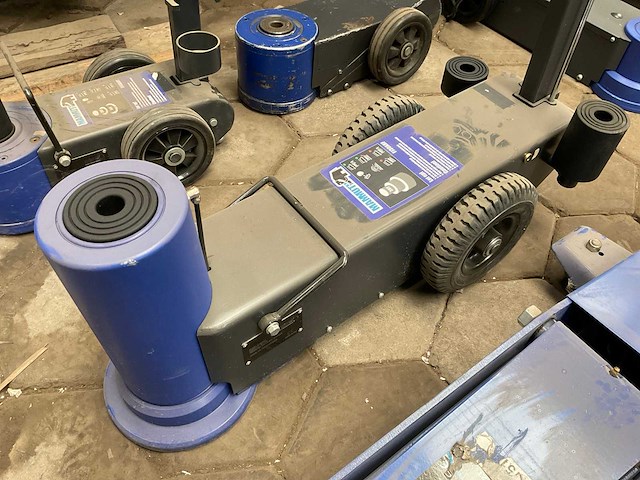 Mammuth fj430aht garagekrik - afbeelding 1 van  4