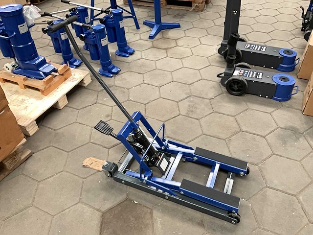 Mammuth garagekrik - afbeelding 4 van  5